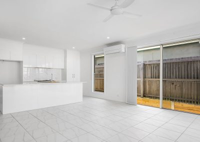 LENNOX PROPERTY AGENTS _ 17A SURF AVENUE, SKENNARS HEAD _ LIVING