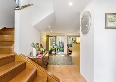LENNOX PROPERTY AGENTS _ SALES _ 4/8 ALISON AVENUE, LENNOX HEAD _ ENTRANCE TO BACK