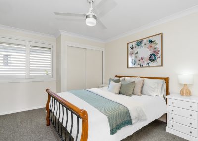 LENNOX PROPERTY AGENTS _ 6/42 BYRON STREET, LENNOX HEAD _ MAIN BEDROOM
