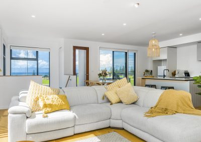LENNOX PROPERTY AGENTS _ 3 SURF AVENUE, SKENNARS HEAD _ LOUNGE