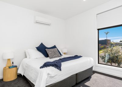 LENNOX PROPERTY AGENTS _ 3 SURF AVENUE, SKENNARS HEAD _ MASTER BEDROOM