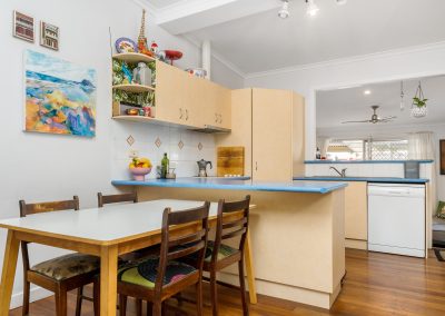 LENNOX PROPERTY AGENTS _ 1/75 STEWART STREET, LENNOX HEAD _ DINING