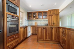 LENNOX PROPERTY AGENTS _ 342 TINENBAR ROAD, TEVEN _ KITCHEN