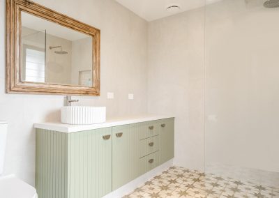 LENNOX PROPERTY AGENTS _ 40 CLIFF MURRAY LANE, LENNOX HEAD _ MAIN BATHROOM