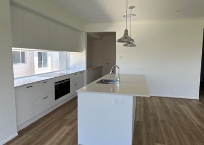 LENNOX PROPERTY AGENTS _ 15 COVE AVENUE, SKENNARS HEAD _ KITCHEN