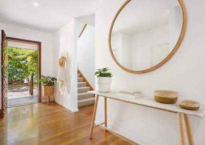 LENNOX PROPERTY AGENTS _ 1/119 ALCORN STREET, SUFFOLK PARK _ FOYER