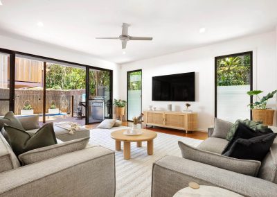 LENNOX PROPERTY AGENTS _ 1/119 ALCORN STREET, SUFFOLK PARK _ LOUNGE