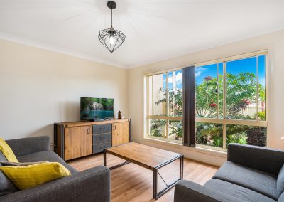 LENNOX PROPERTY AGENTS _ 1/12 WILLIAMS STREET, LENNOX HEAD _ LOUNGE ROOM