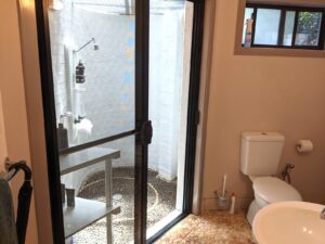 1-72 Figtree Hill Dr - Bathroom