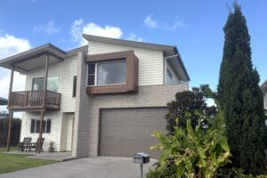 40 Seaside Ave, Skennars Head - Front